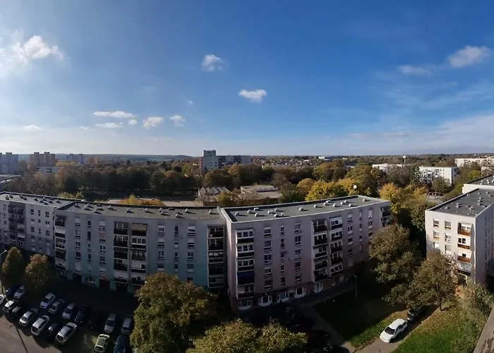 Robles Avenue 2311 Kaposvár