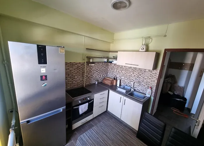 Robles Avenue 2311 Apartman *
